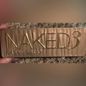 Brand new never used Urban Decay Naked3 Eyeshadow Palette